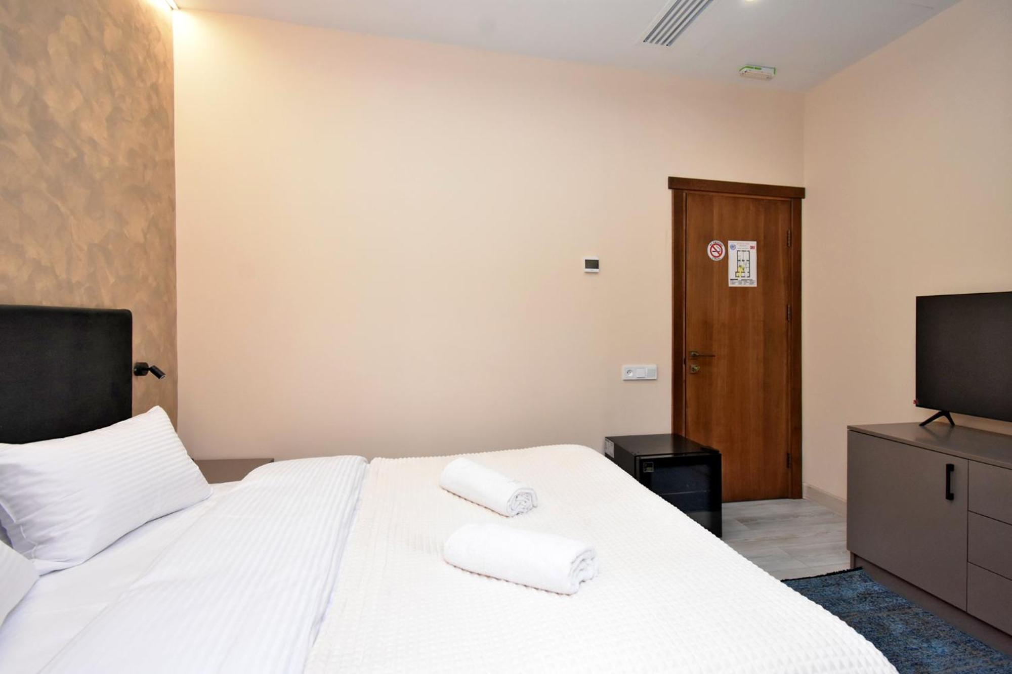 Avenue 23 Boutique Hotel Erevan Exterior foto