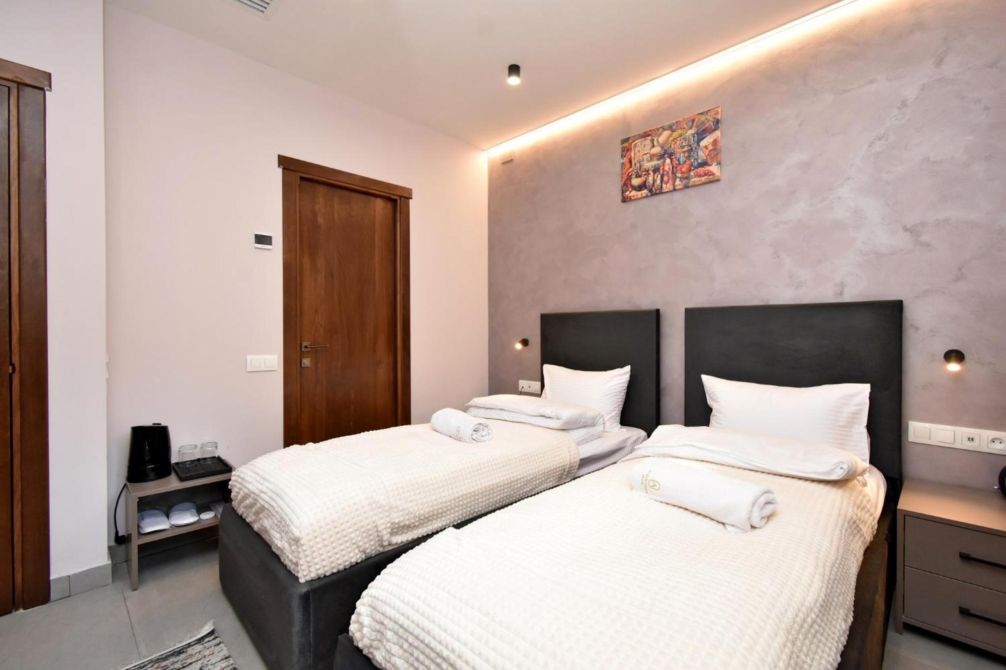 Avenue 23 Boutique Hotel Erevan Exterior foto