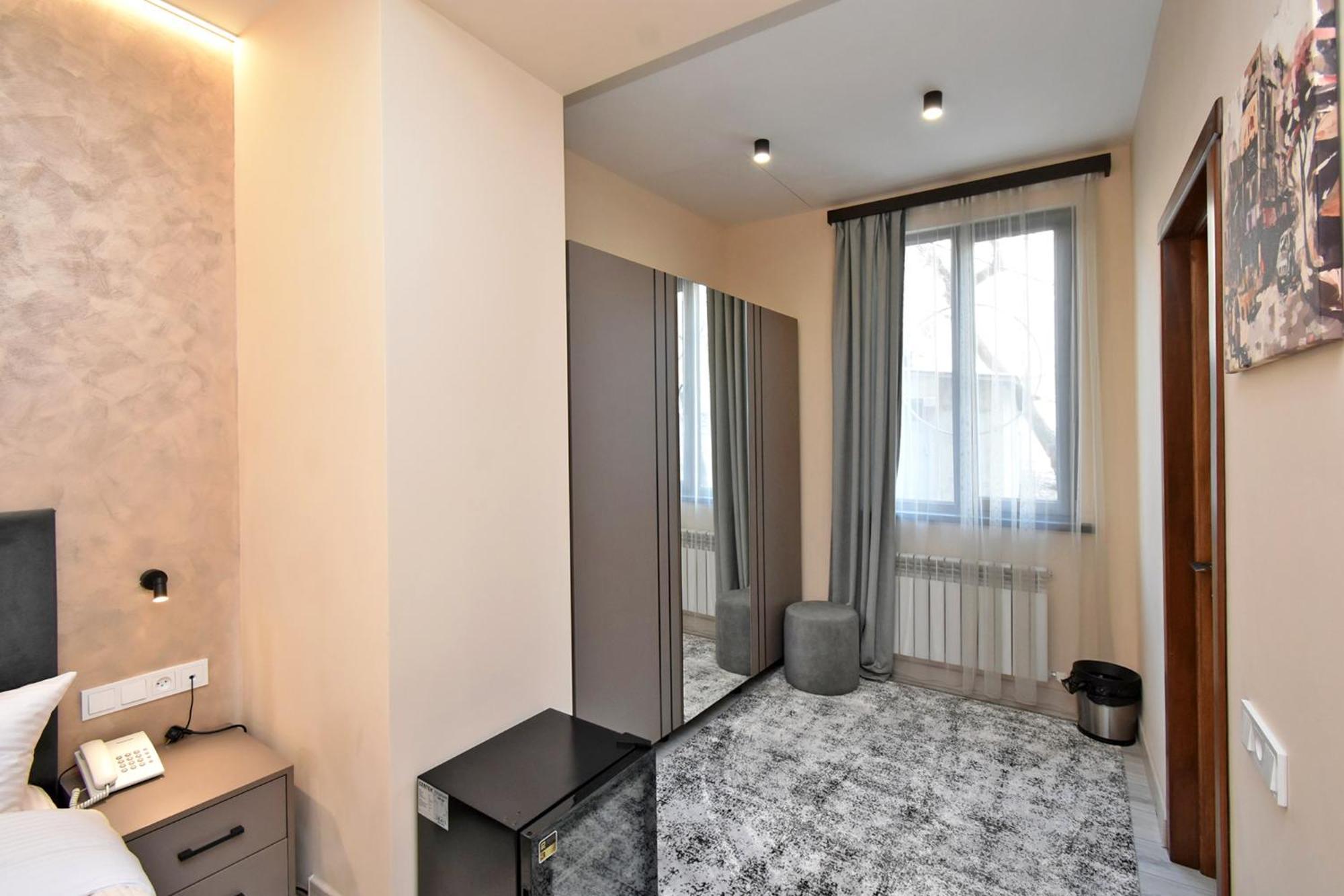 Avenue 23 Boutique Hotel Erevan Exterior foto